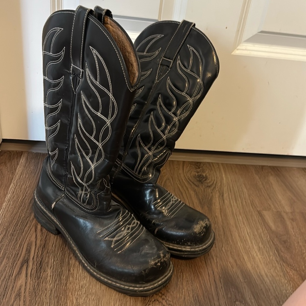 Women’s Fluvog Cowboy Boots. Size 8